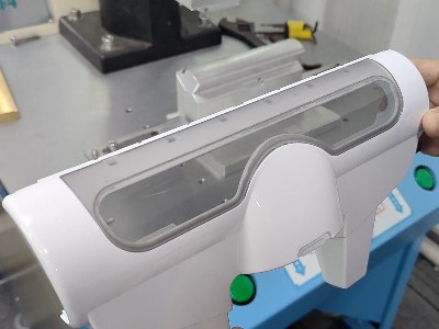 靈科超聲波-吸塵器地拖焊接