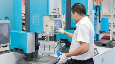 東和超聲波焊接機(jī)電源線接觸不良？四步高效解決