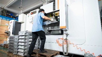 選技術(shù)領(lǐng)袖，還是成本殺手？三大超聲波焊接品牌路徑深度拆解